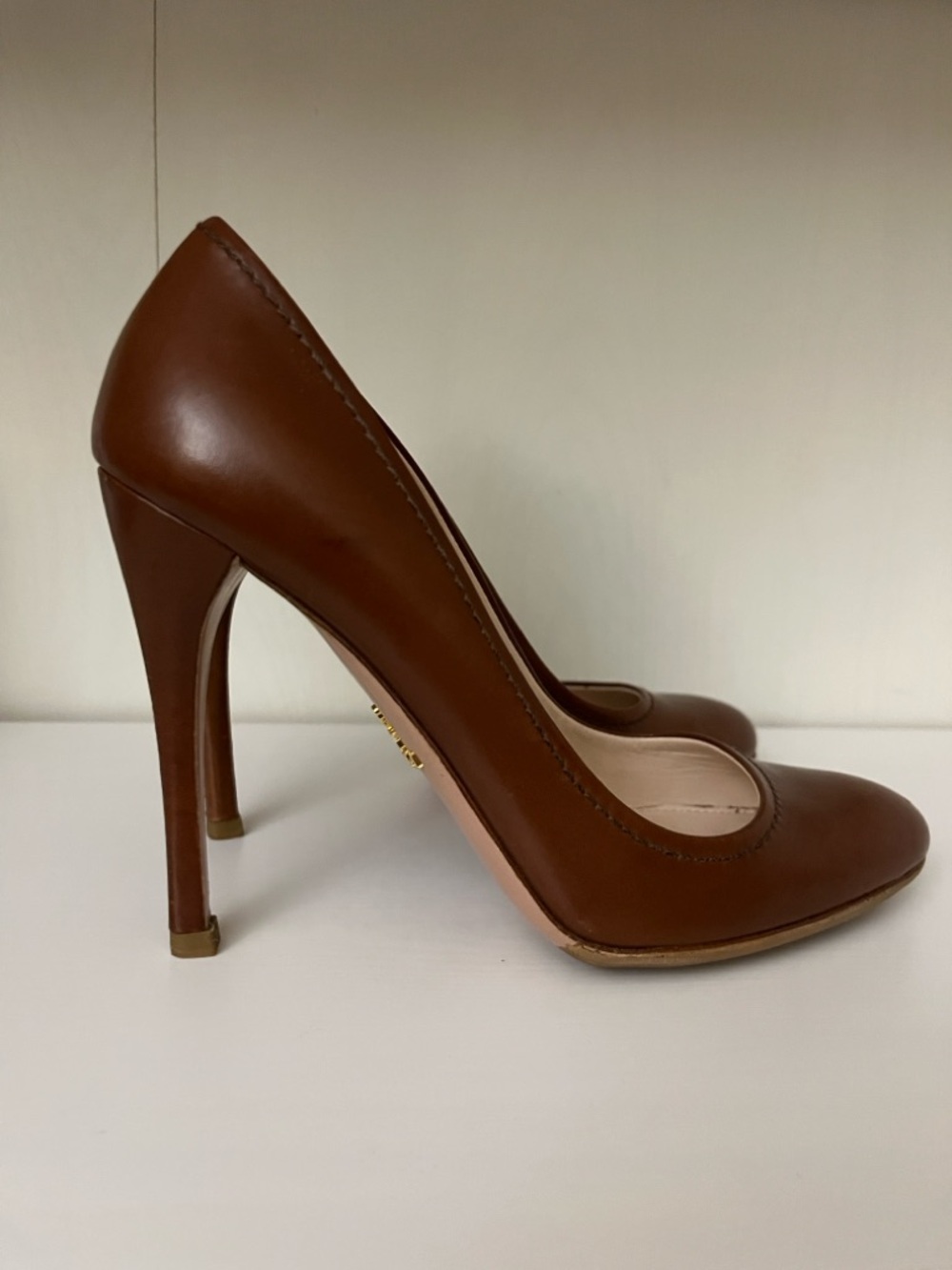 Prada Brown Leather Pointed-Toe Stiletto Pumps - Picture 13 of 14